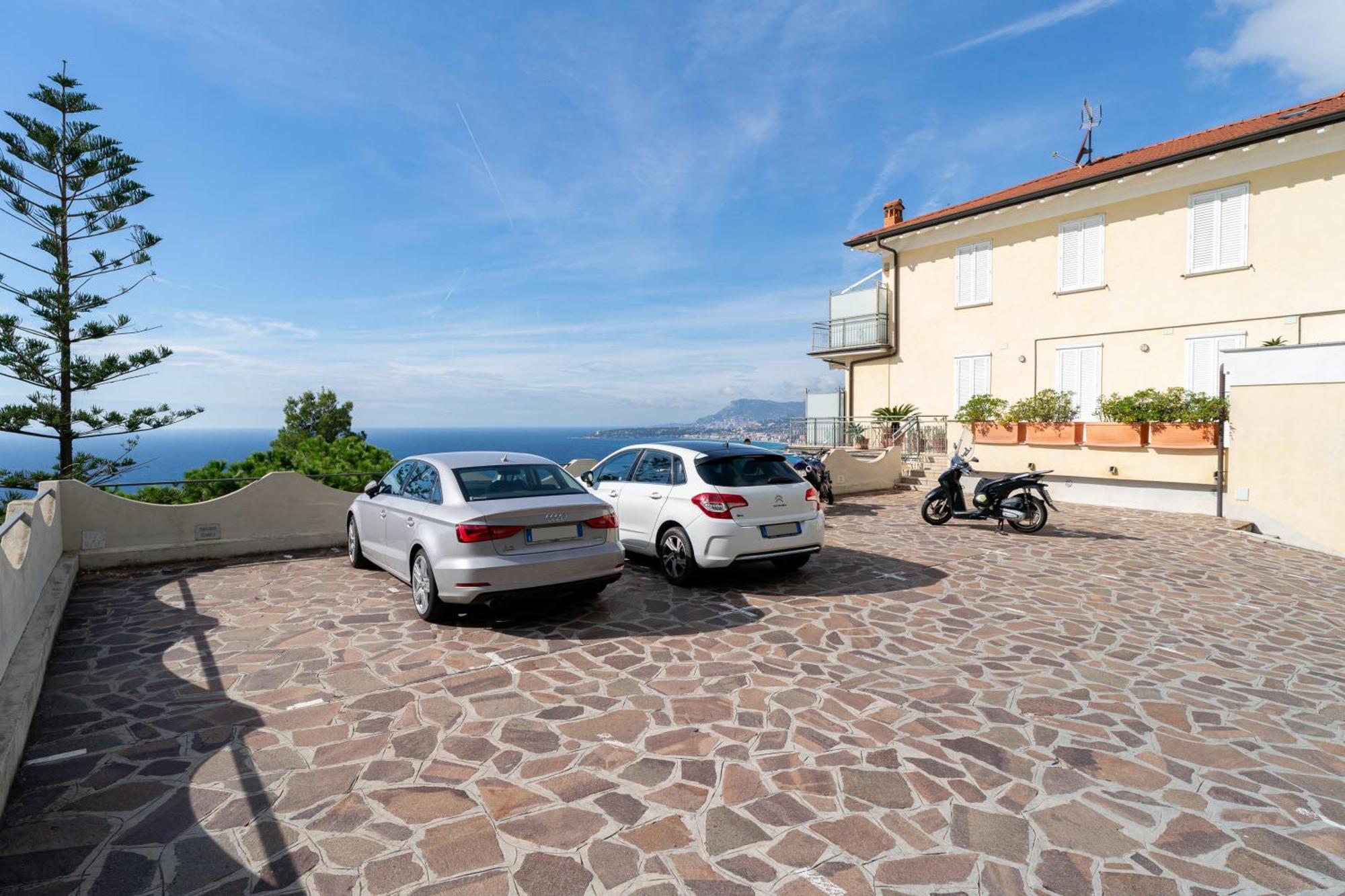 ヴェンティミーリアCasa Grimaldi - Terrace & Sea Viewアパートメント エクステリア 写真